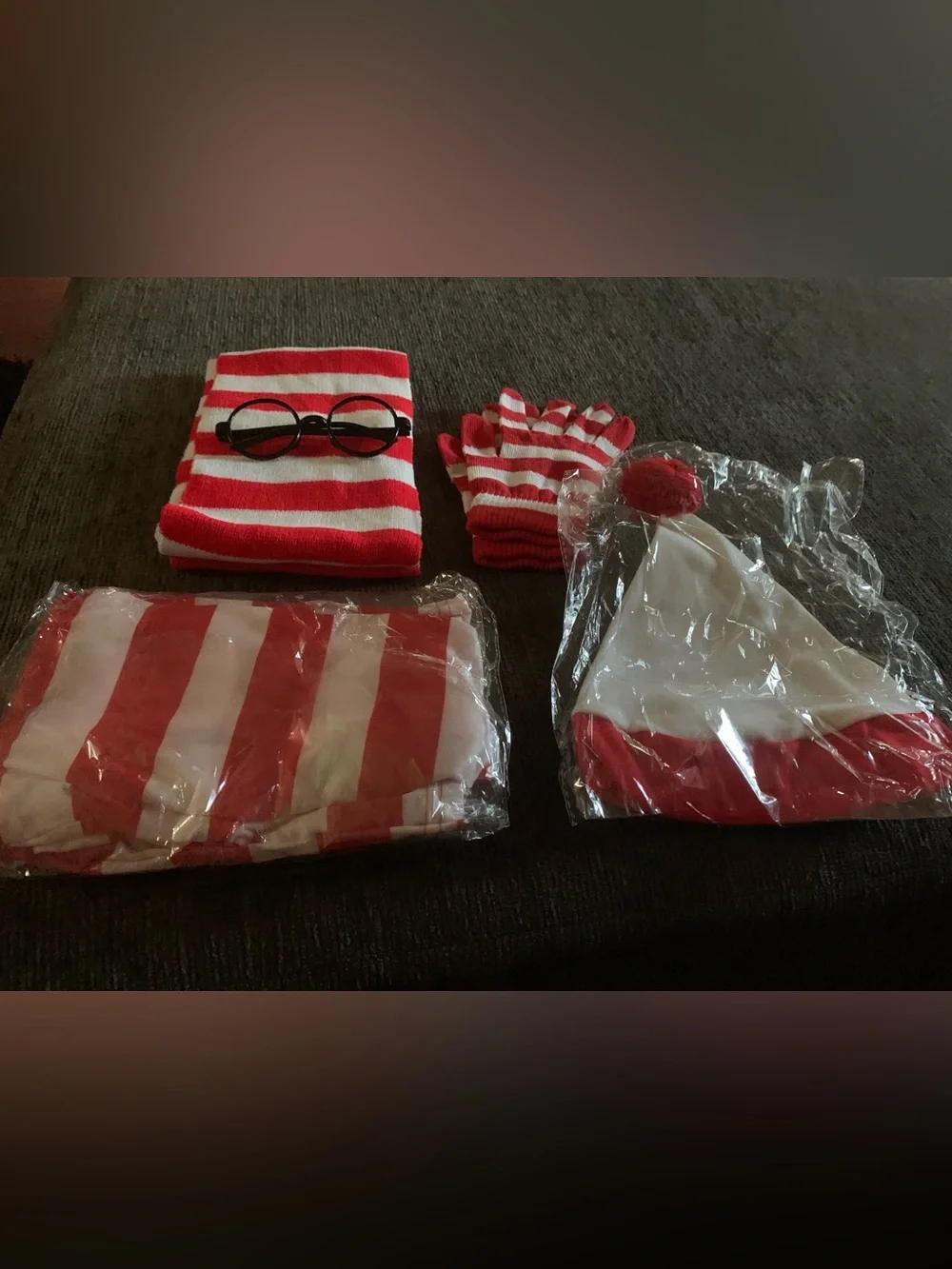 Kids Red and White Halloween Shirts Hat Glasses Set for Costume Cosplay